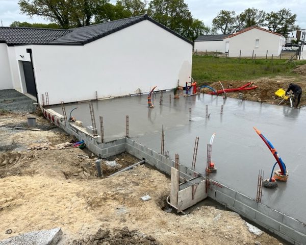 Coulage d'une plateforme d’une maison individuelle à Cholet 2/2