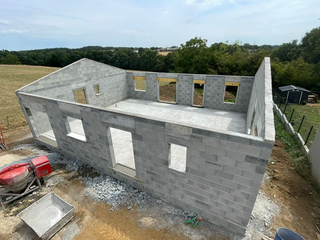 Construction d'une maison en parpaing à la Chaussaire (49)